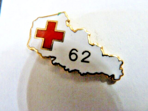 Pin croix rouge - pin's, 62