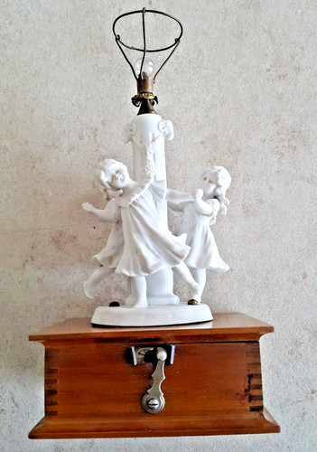 Très ancienne lampe chevet - ancienne,
