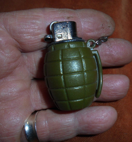 Porte clés petit briquet - porte-clés,