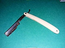 Ancien rasoir LE GRELOT  hospital & compagnie    Thiers France