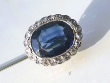 TRES BELLE EPINGLE DE COL