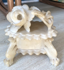 Ancien Petit Coffret Boite Albâtre XIXème Fleur bijoux religion ?