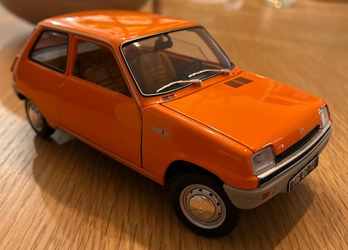 Renault 1972 orange - renault,