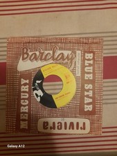 GILLIAN HILLS /COU-COUCHE