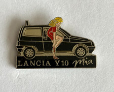 62 - Pin's PIN-UP SEXY ET SA