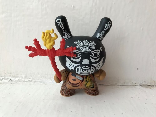 Figurine vinyle kidrobot - vinyle,