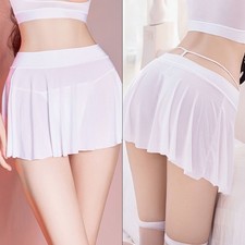 Jupe courte plissée toutes