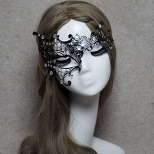 Dentelle MASQUE en métal Noir