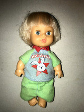 Vds petite poupée mini