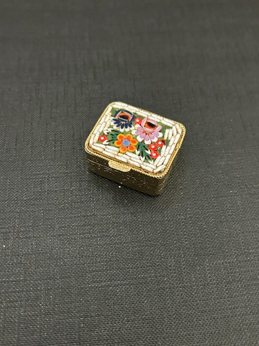 Boite pilules ancienne - pilules,