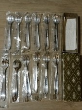 Christofle  12 Fourchettes à Huîtres modèle Dax en métal argenté