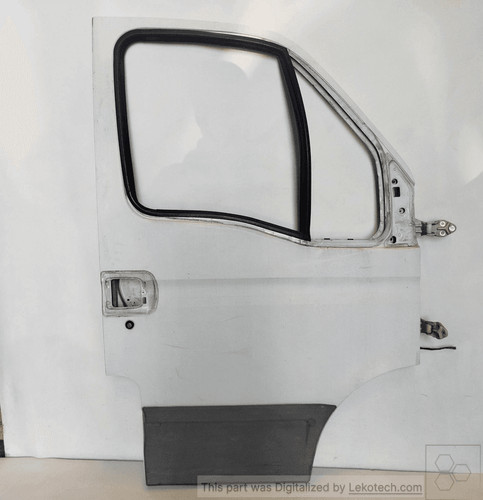 Vieille porte droite iveco - vieille,