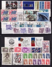 France lot de timbres non dentelés N** cote >2000€ dont Tableaux Croix Rouge...