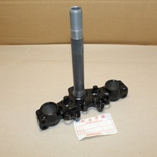 TÉ DE FOURCHE INF. COLONNE DE DIRECTION XL 125 S 79-87 HONDA 53200-437-600ZA XLS