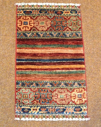 Tapis oriental fait - fait, main