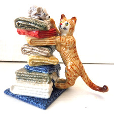 KLIMA K964 Miniature statuette