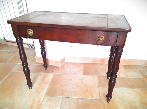 Petit bureau dit dame en - petit, "de