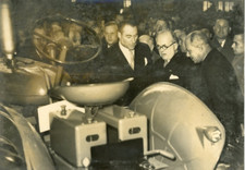 Paris, Vincent Auriol au salon