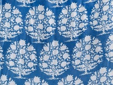 Tissu imprimé à la main