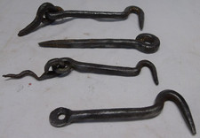 Lot fer forgé ancien: 3 crochets à sceller visser et 1 piton à sceller à anneau