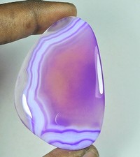 104Cts. Agate d'onyx teintée
