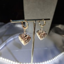 boucles d'oreilles dormeuses pendantes coeur en laiton doré à l'or jaune 14k