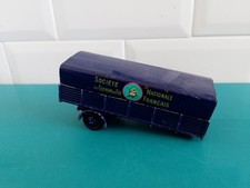 0604261 voiture ancien Dinky