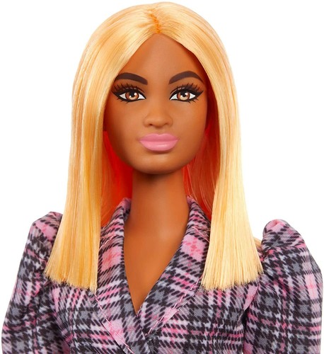 poupee barbie fashionistas