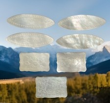 Lot de 7 Jetons  en Nacre Gravés 19 ème décor Floral