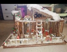 Crèche Noël Nouvel An avec Chalet Lumineux