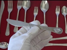 Salvador Dali- Ménagère -