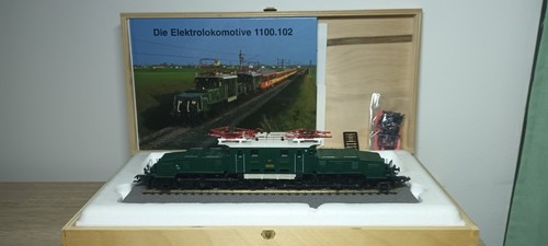 Roco 43378 locomotive - 43378,