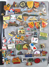 Lot de 63 pin's TFC, PSG, Girondins Bordeaux, RCL, Coca Cola, Maximo, Picsou etc