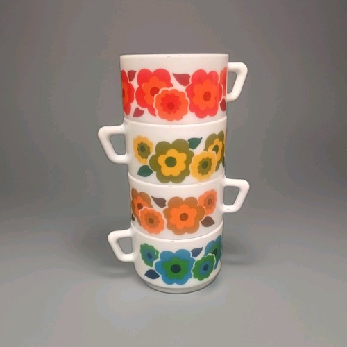 Tasses lotus s - 70's, arcopal