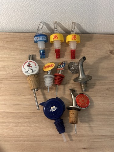 Lot doseurs bouteilles - 9,