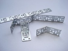 Equerre fixation acier pliable