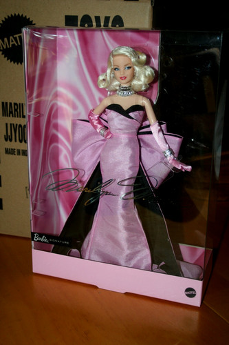 Barbie signature marilyn - barbie,