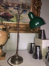 KAISER original idell. Lampe de bureau en métal partiellement laqué. H. 53 cm.