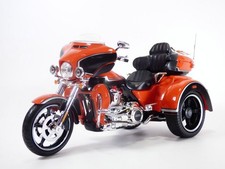 HARLEY DAVIDSON CVO TRI-GLIDE
