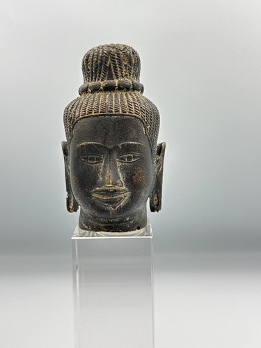 Ancienne tête bouddha en - tête,