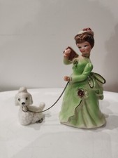 Figurine Femme Avec Caniche