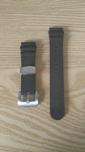 Seiko black watch - mm,