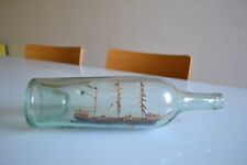 Bateau dans une bouteille diorama voilier 3 mats