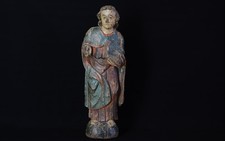 Statue en bois polychrome