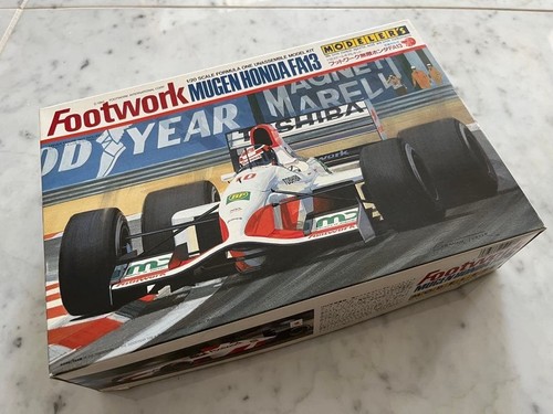 Modelers footwork mugen - 1/20,