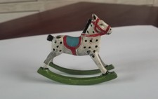 QUIRALU  FANFAN  CHEVAL  A BASCULE