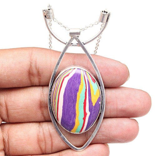 Collier bijoux pierre
