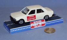 Norev France Métal 1/43réf 800SB : Peugeot 305 Berline "Presse"