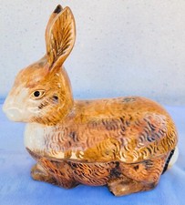 Rare Terrine Lapin de Michel Caugant haut 22 x larg 22 x prof 13 cm