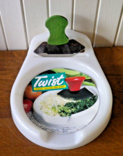 Hache herbes aromatiques ou épices Twist avec hachoir berceuse à main